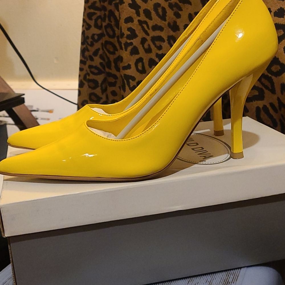 Wild Diva yellow heels